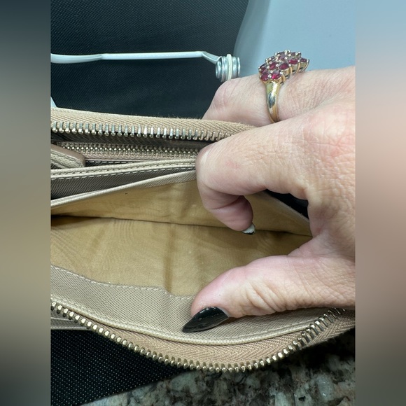 Prada Saffiano Leather Bow Beige Long Zip Wallet - Picture 6 of 10